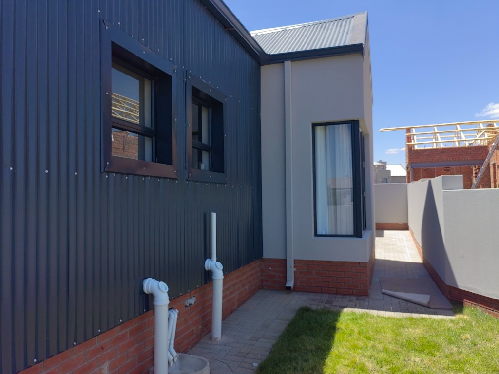 3 Bedroom Property for Sale in Woodland Hills Bergendal Free State